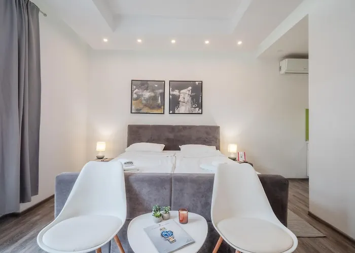 Modern Near Cathedral - Heart Of The Center Sarajevo