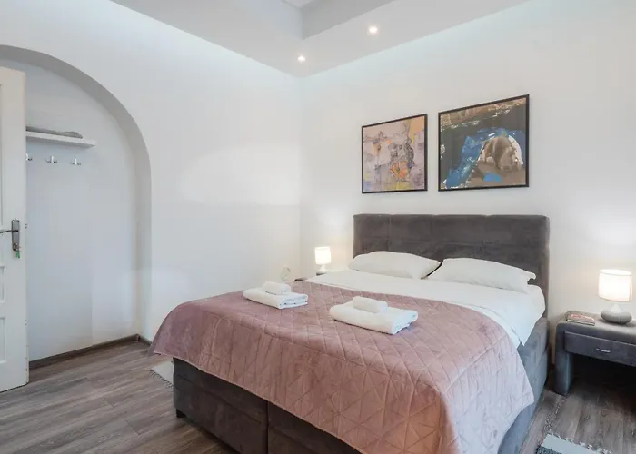 Apartment Modern Near Cathedral - Heart Of The Center